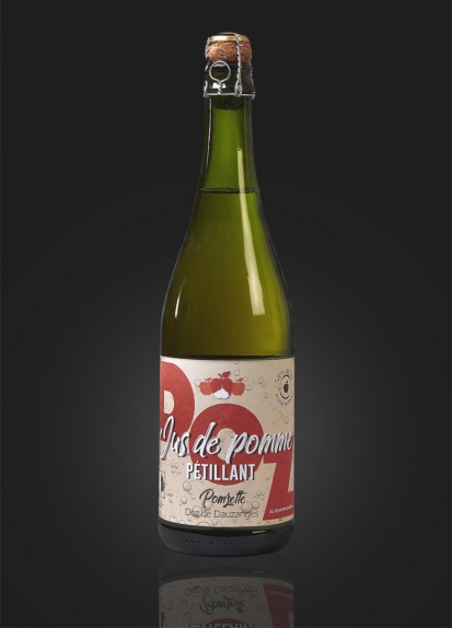 <strong>Sparkling Apple Juice</strong><br/>75 cl